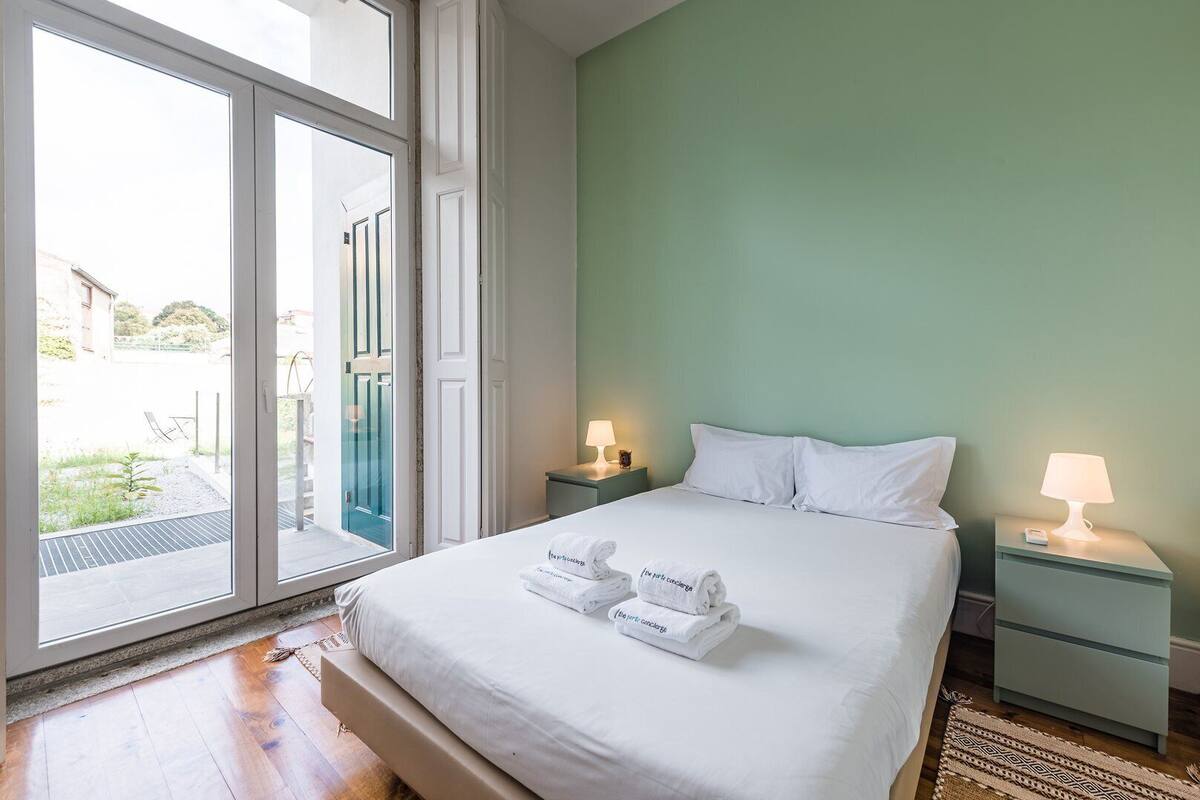 Apartment (Room with Balcony)