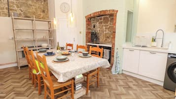 تناول الطعام