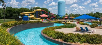 The Orchard Nook: Dog-Friendly 3BR w/ Ping Pong, Huge Yard & Near KC World Cup!