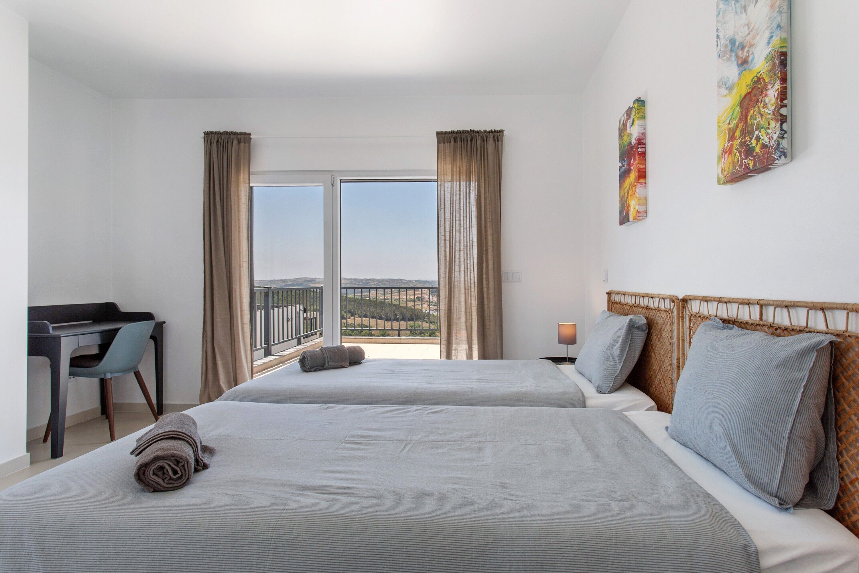 5 室のベッドルーム、WiFi、ベッドシーツ