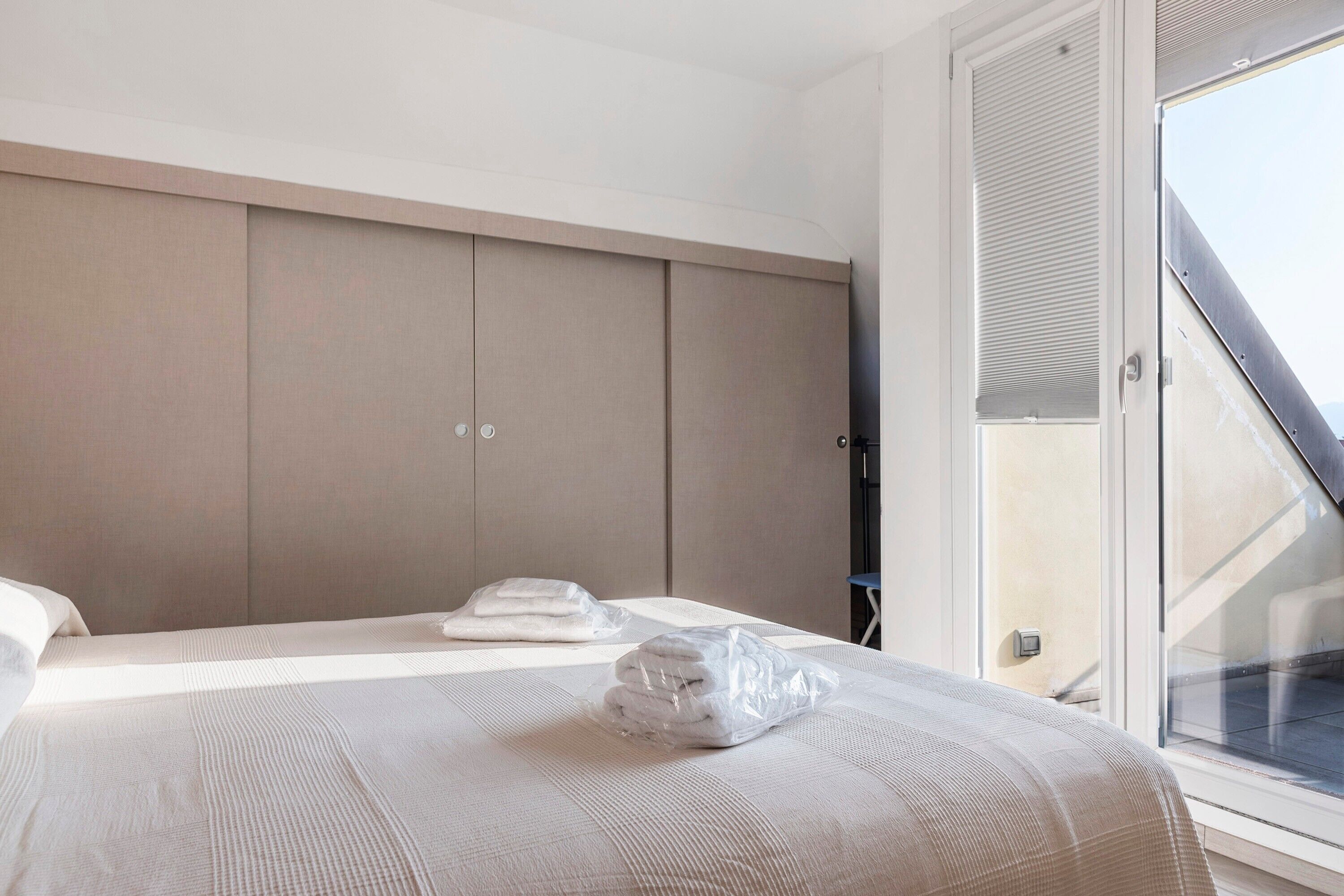 2 slaapkamers, een strijkplank/strijkijzer, wifi, beddengoed