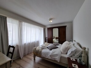 2 bedrooms, free WiFi, bed sheets