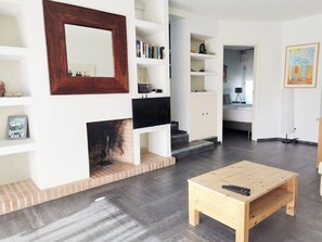 Apartment, 2 Bedrooms, Balcony, Sea View | Living area | 50-inch LCD TV with satellite channels