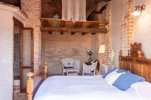 7 chambres, fer et planche Ă  repasser, Wi-Fi, draps fournis