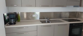 T2, 3MN WALK FROM THE BEACH, IN A QUIET AREA, 5MN WALK FROM THE VILLAGE.
