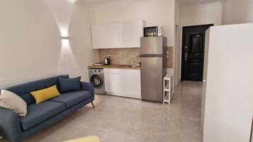 Chalet, 1 Bedroom, Accessible, Smoking | Interior