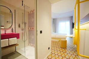 Shower, rainfall showerhead, hair dryer, heated floors