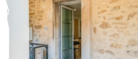 تفاصيل الفندق من الخارج