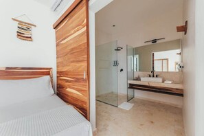 Hair dryer - Brand New Mansion in Tulum 14 bedroom / 47pax (Tulum Municipality)