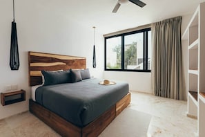 7 bedrooms, in-room safe, iron/ironing board, WiFi