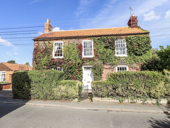 Cottage | Exterior - Holme Farm (Sleaford)