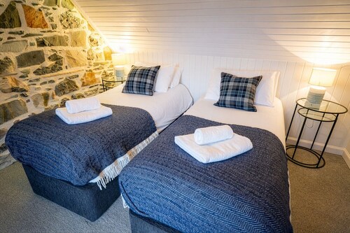 Plockton Sea View Apartment