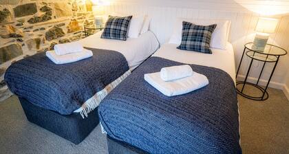 Plockton Sea View Apartment