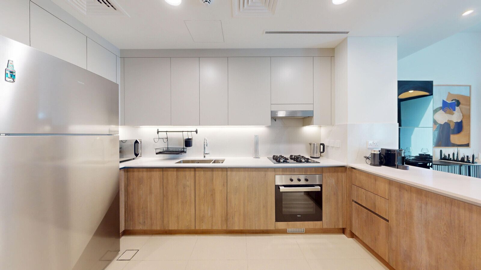 Kühlschrank, Mikrowelle, Ofen, Herdplatte