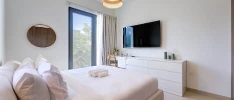 2 chambres, fer et planche Ă repasser, Wi-Fi, literie fournie