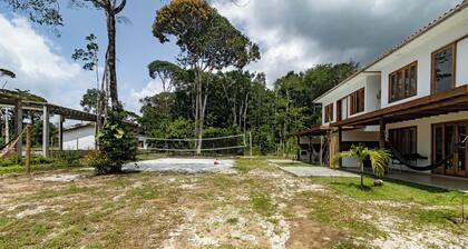 Itaka Reserva Piscina Hidro e Churrasqueira