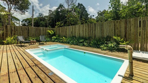 Itaka Reserva Piscina Hidro e Churrasqueira