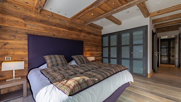Chalet de lujo, 4 habitaciones, balcón, vistas a la montaña | Sistema de insonorización, tabla de planchar con plancha, wifi gratis
