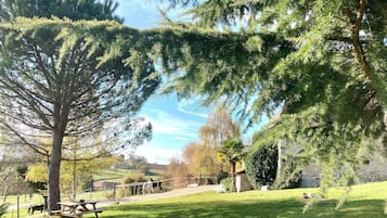 Enceinte de lâhĂ©bergement