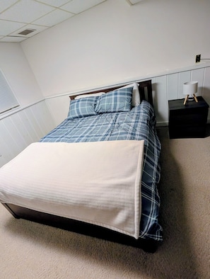 3 bedrooms, free WiFi, bed sheets