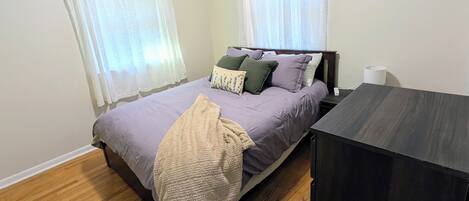 3 bedrooms, free WiFi, bed sheets