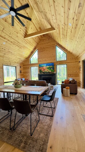 تناول الطعام