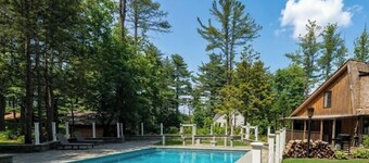 Private Tennis Court, Outdoor BBQ, Porch & Yard