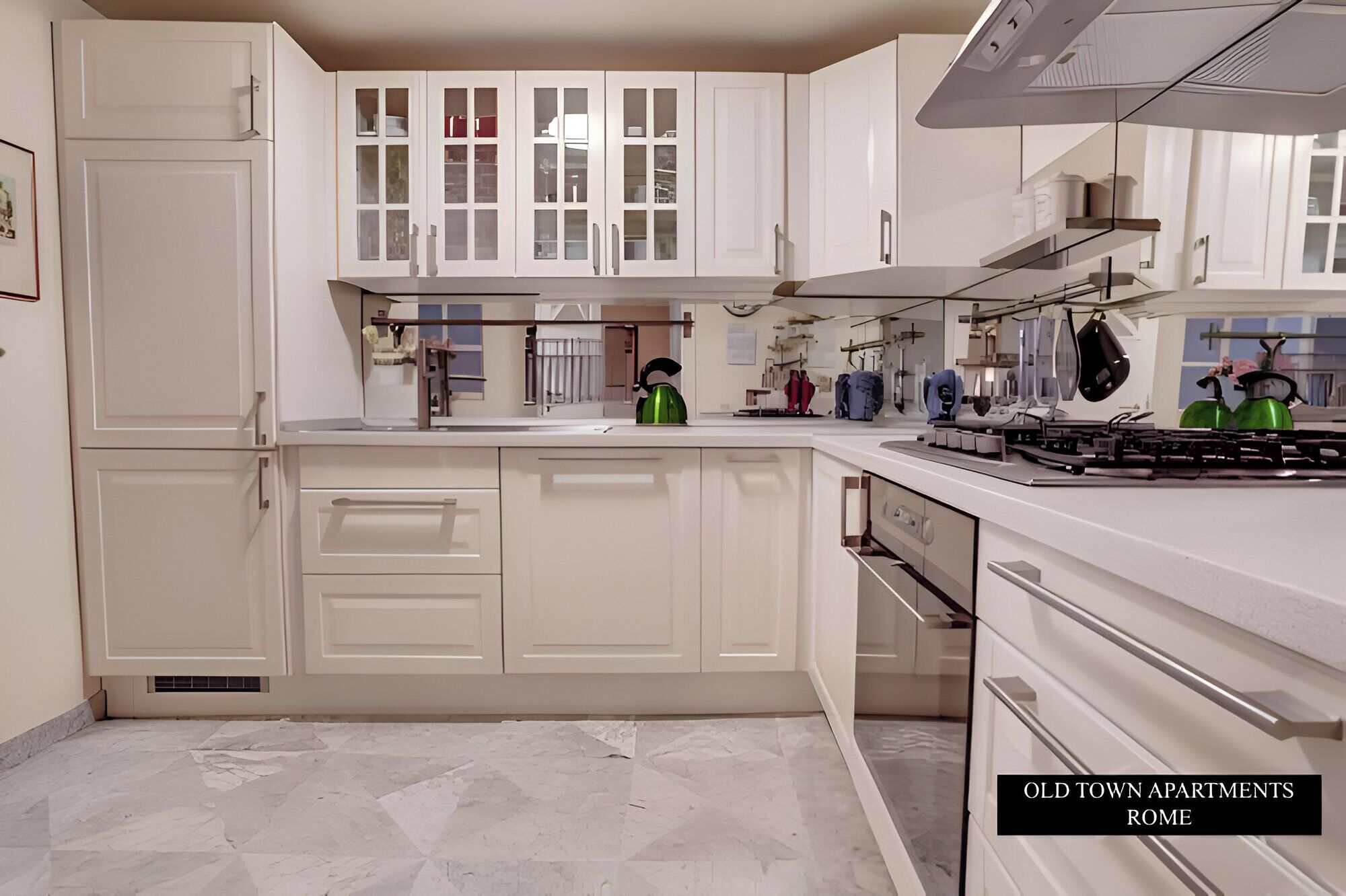 Frigorifero, microonde, forno, lavastoviglie