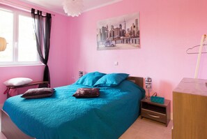 3 chambres, Wi-Fi gratuit, draps fournis