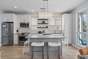 Condo, 1 cama King size y sofá cama (Destiny Beach Villas #23A) | Cocina privada