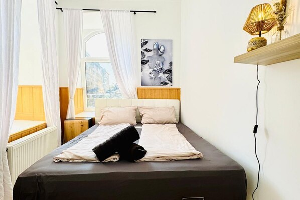1 quarto, roupa de cama