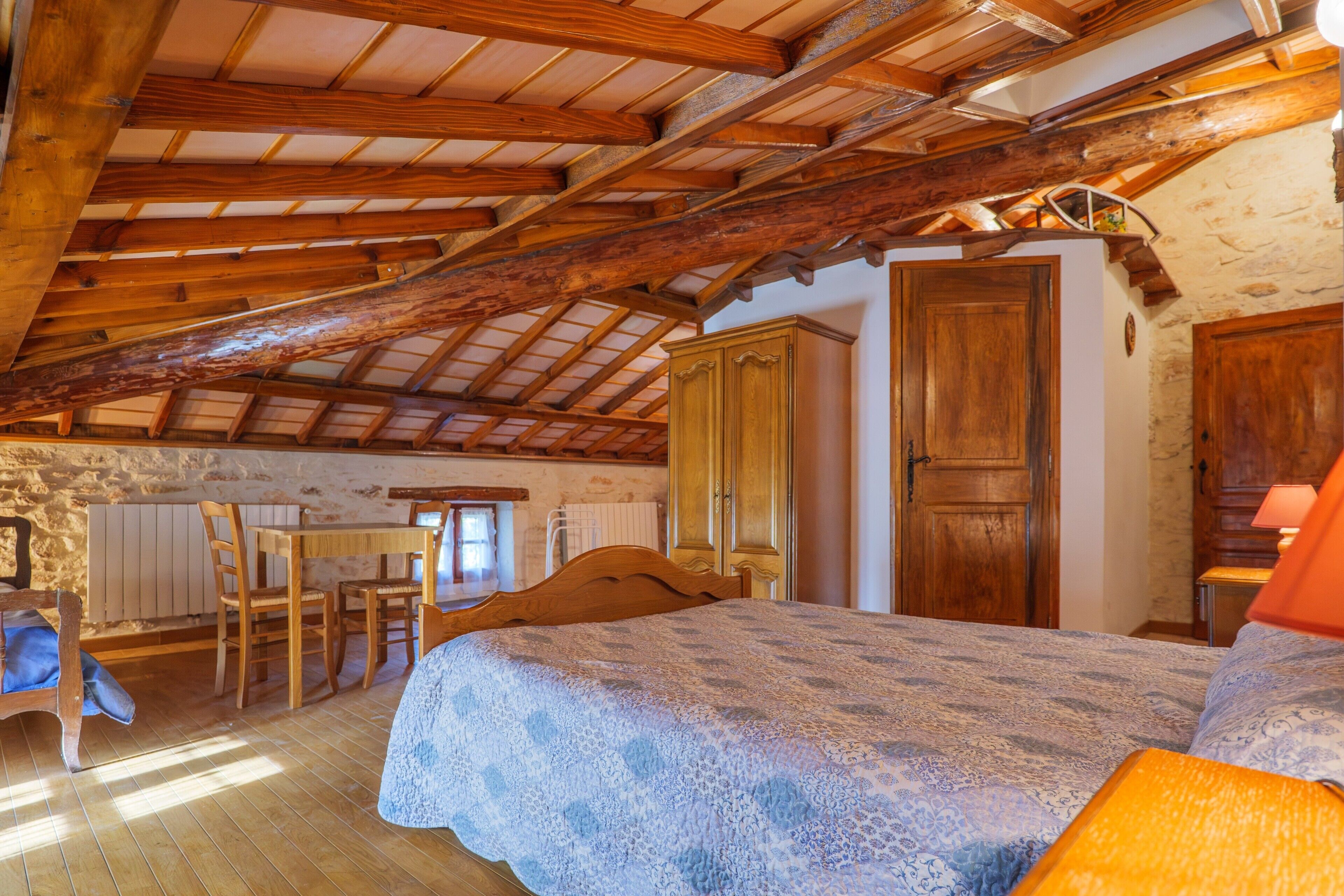 1 habitación, wifi y ropa de cama 