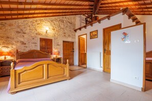 1 habitación, wifi y ropa de cama 