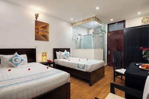 Superior Double or Twin Room | Iron/ironing board, free WiFi