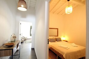 2 bedrooms, WiFi, bed sheets