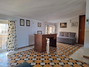 Penthouse Panorama, pemandangan kota | Ruang keluarga