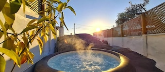 Apartment 'Descanso Dos Oleiros' with Private Terrace, Wi-Fi and Air Conditioning