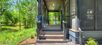 The Blue Stag at Selah 2 bed 2 bath+ loft Sleeps 7