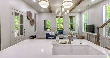 The Blue Stag at Selah 2 bed 2 bath+ loft Sleeps 7