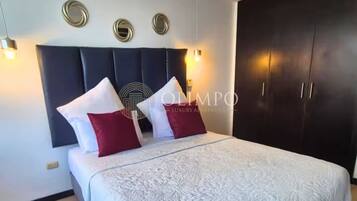 1 habitación, tabla de planchar con plancha, wifi y ropa de cama