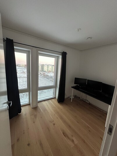 ✨ Modern lyxlägenhet 78 kvm • 2 balkonger • Golfutsikt • AC & 70” TV ✨