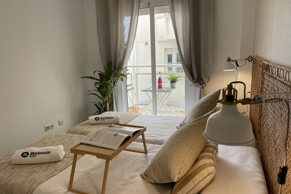 2 chambres, fer et planche à repasser, lit de bébé portatif, Wi-Fi