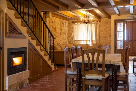 Interior. Country House 'La Marcela' with Mountain View, Private Terrace and Wi-Fi