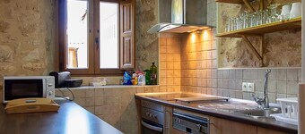 Casa Rural 'La Marcela' con Vista a la Montaña, Terraza Privada y Wi-Fi