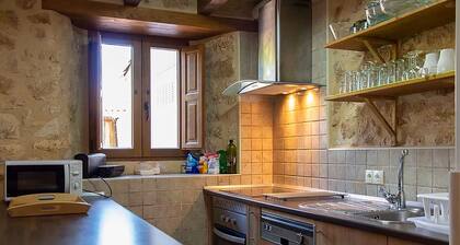 Maison de campagne 'La Marcela' avec vue sur la montagne, terrasse privée et Wi-Fi