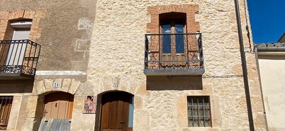 Casa Rural 'La Marcela' con Vista a la Montaña, Terraza Privada y Wi-Fi