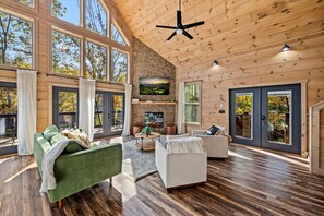 TV, fireplace - New! Luxe Pool Cabin w/Hot Tub*Theater*Game Room (Gatlinburg)