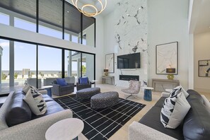 Téléviseur connecté, foyer