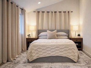 3 Schlafzimmer, Schreibtisch, BĂŒgeleisen/BĂŒgelbrett, kostenloses WLAN