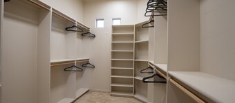 Phoenix 17 - Three Bedroom Villa, Sleeps 8